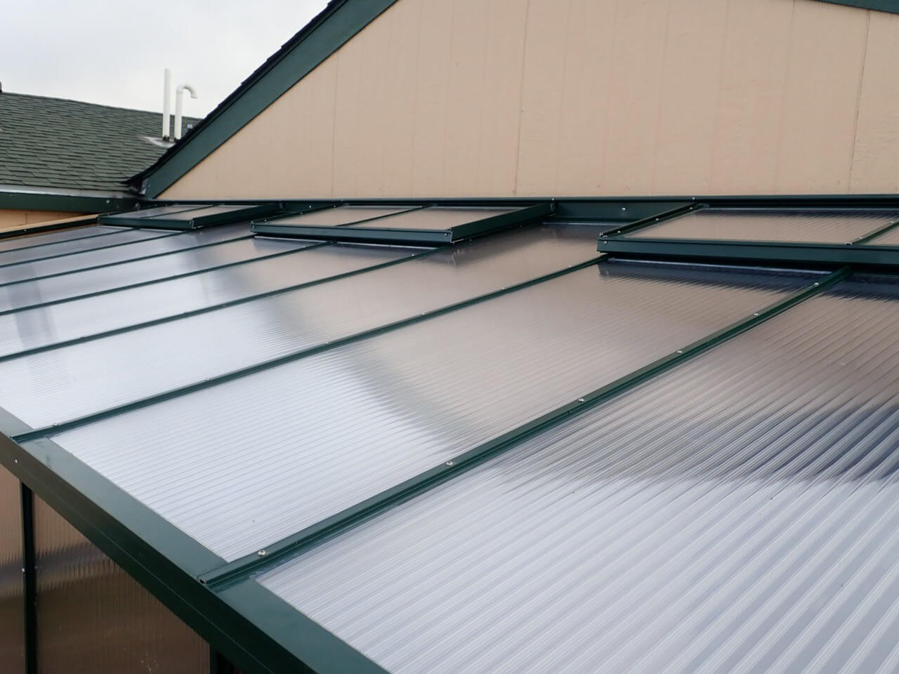 Buy-Polycarbonate-Panels-Image-10.jpeg