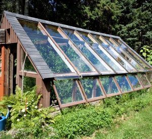 Passive-solar-greenhouse-wood-frame-3-p5n3y3jns2k98yfwgvck8zlsu9a70lkjnjo6ne9i2m.jpg